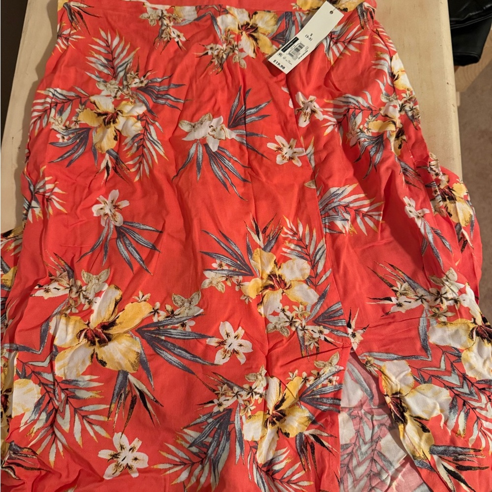 No Boundaries Tropical Floral Sarong in Coral and Yellow